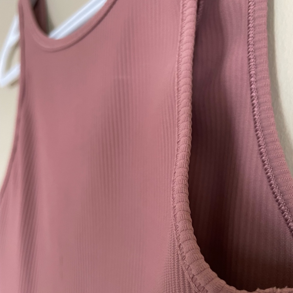 Lululemon Power Pivot Tank *Rib (Spiced Chai) - Picture 8 of 8